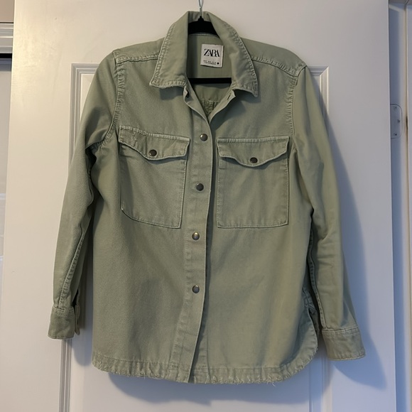 Green Zara washed denim shirt with optional belt - Picture 5 of 7